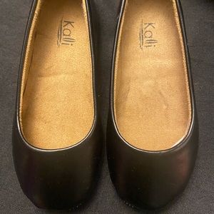 Kalli- Black Girls Flats-New with‎ Tags-Size:9